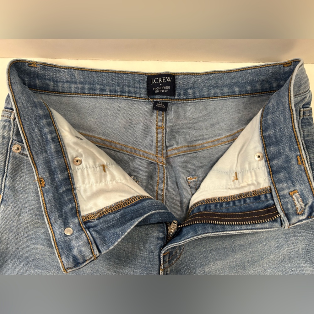 J CREW Women's High Rise Skinny Light Wash Jeans Size 27 - Picture 6 of 12